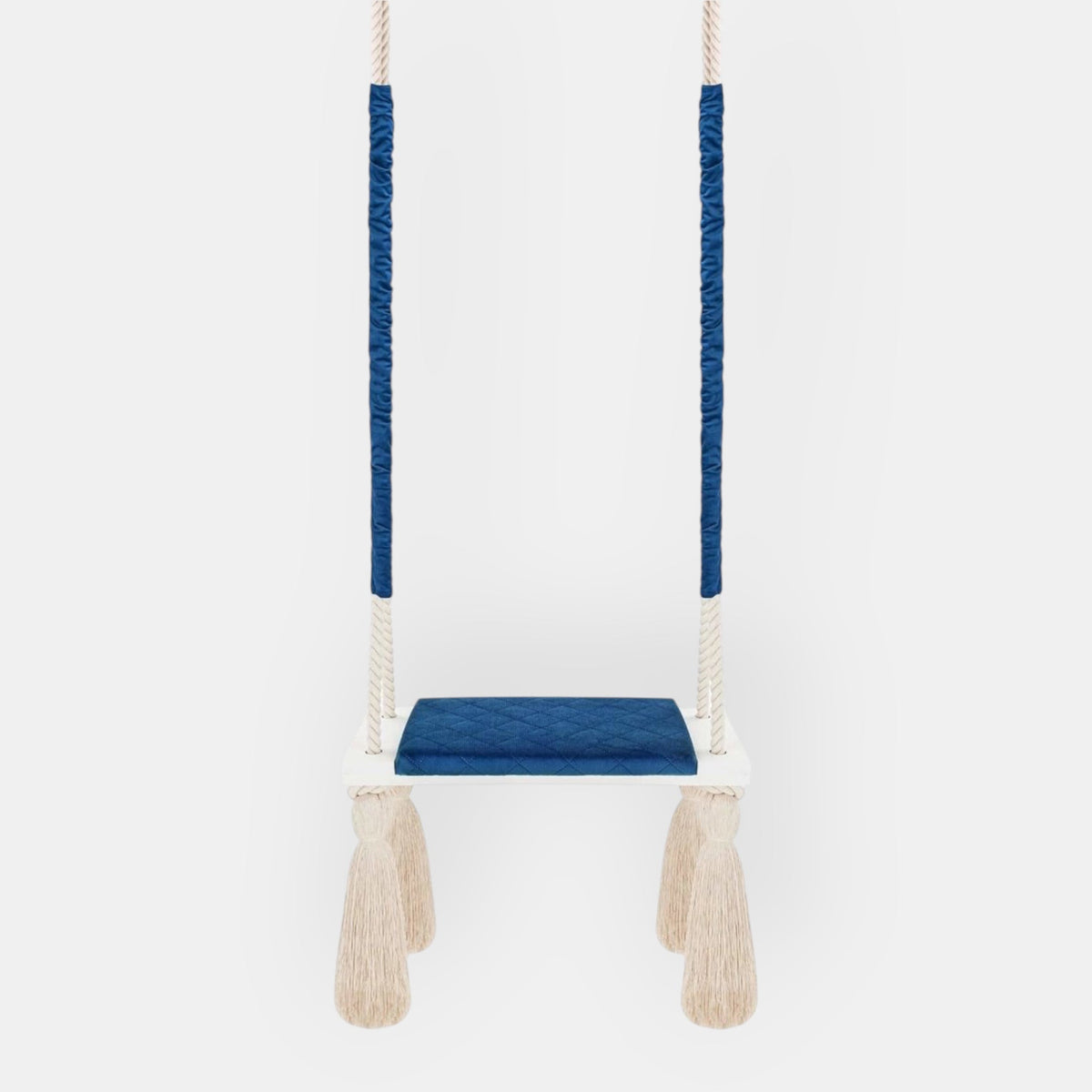 Altalena in Legno Massello per Bambini in Blu Scuro - Altalena Interno, vista frontale: tavola in legno e cuscino della